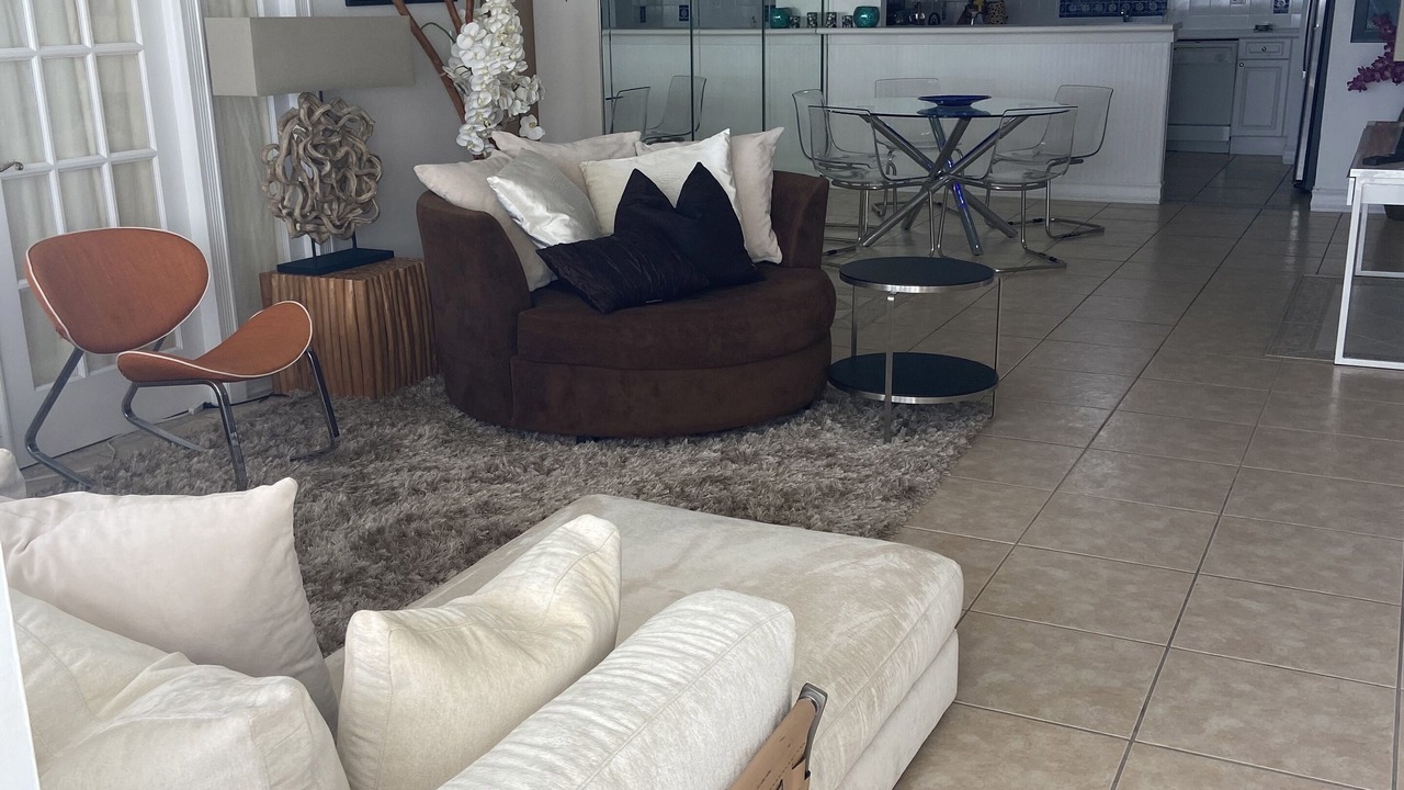 Photo of Livingroom in Hollywood South Central Beach