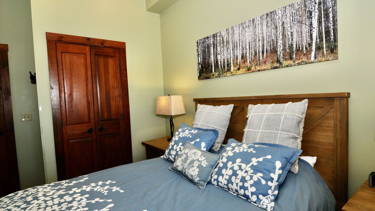 Photo of Bedroom in Edray