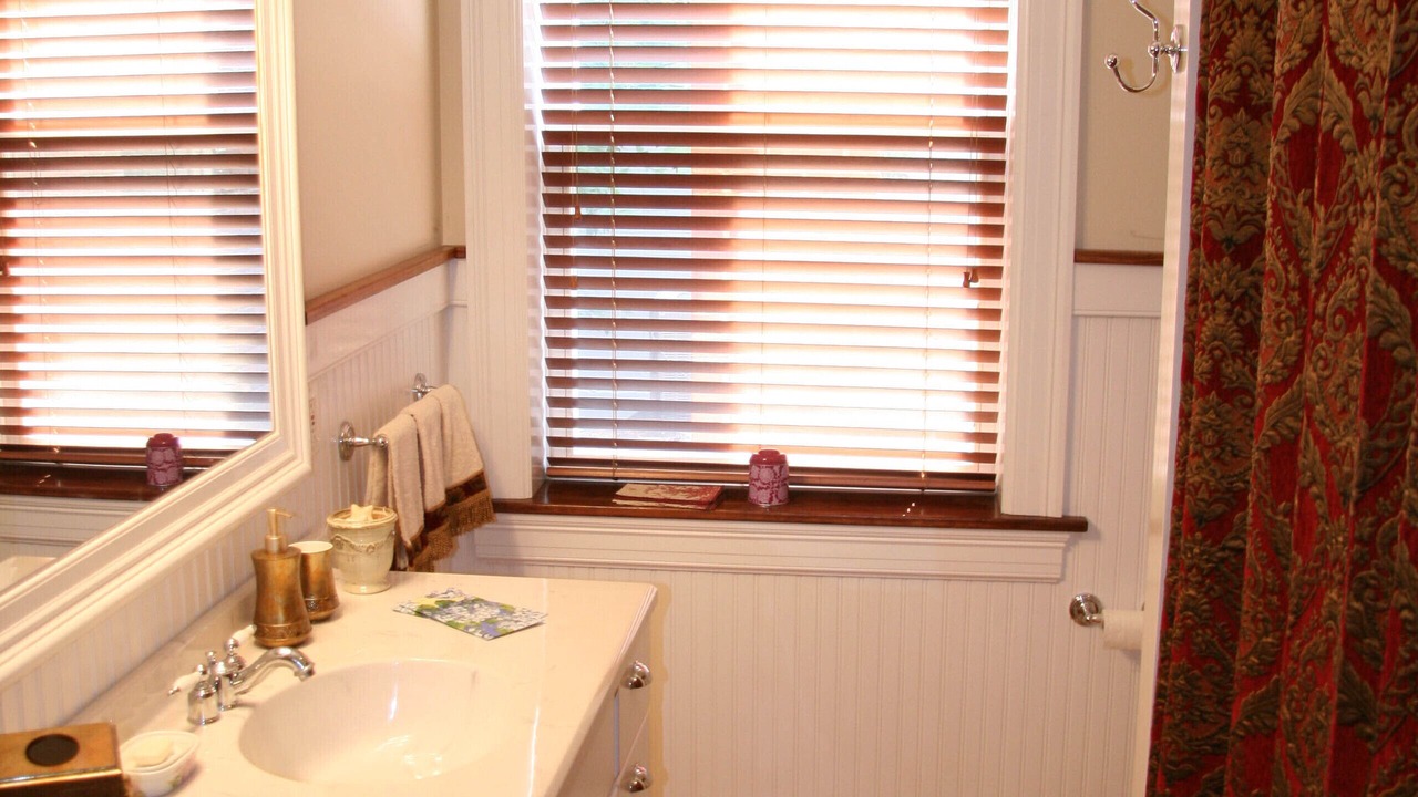 Photo of Bathroom in Historic District
