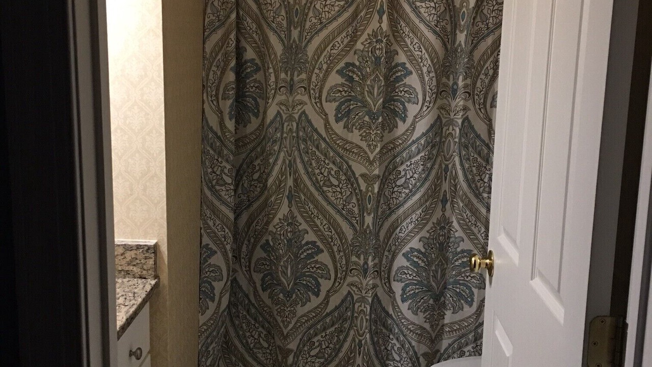 Photo of Bathroom in Sunset Island