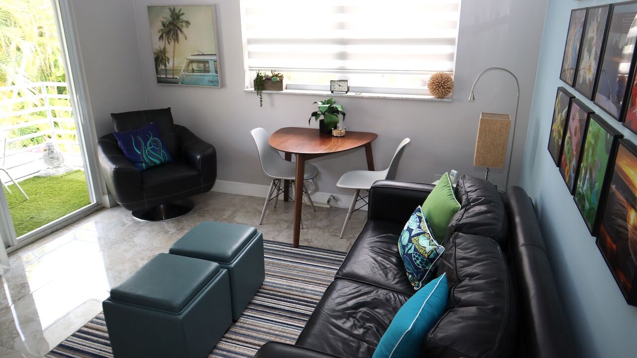 Photo of Livingroom in South Middle River