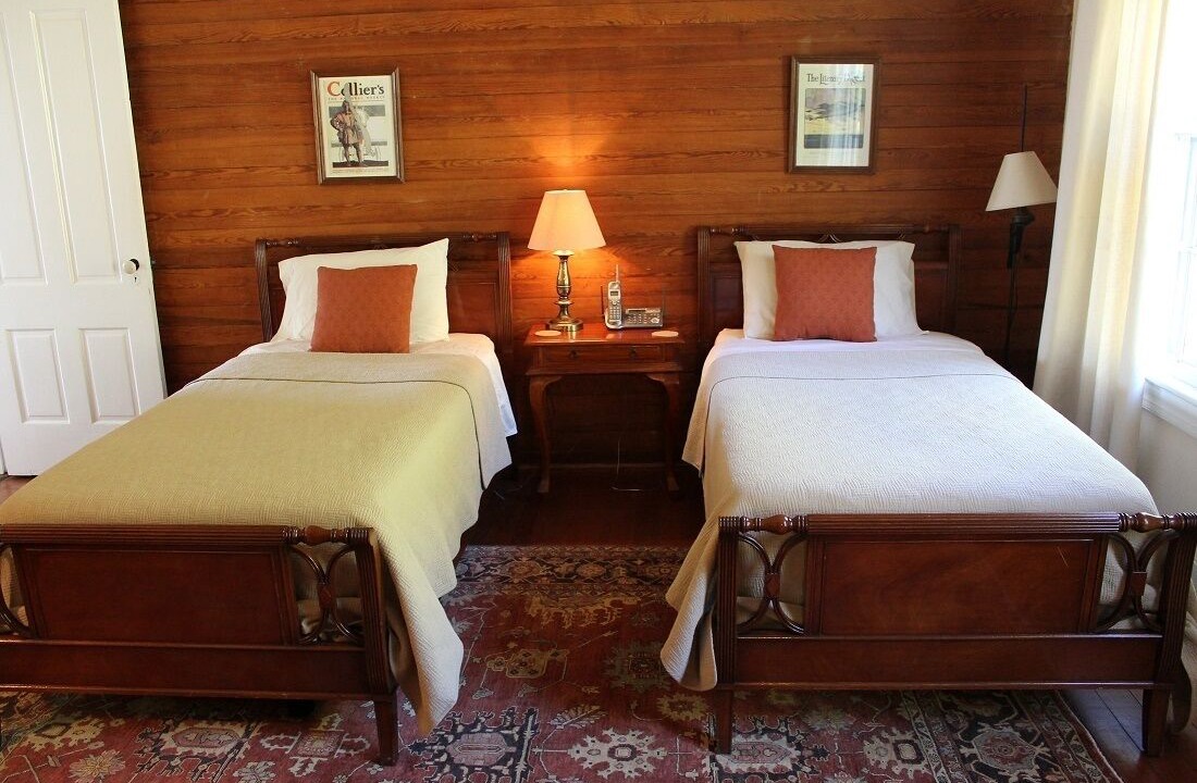 Photo of Bedroom in Cobham