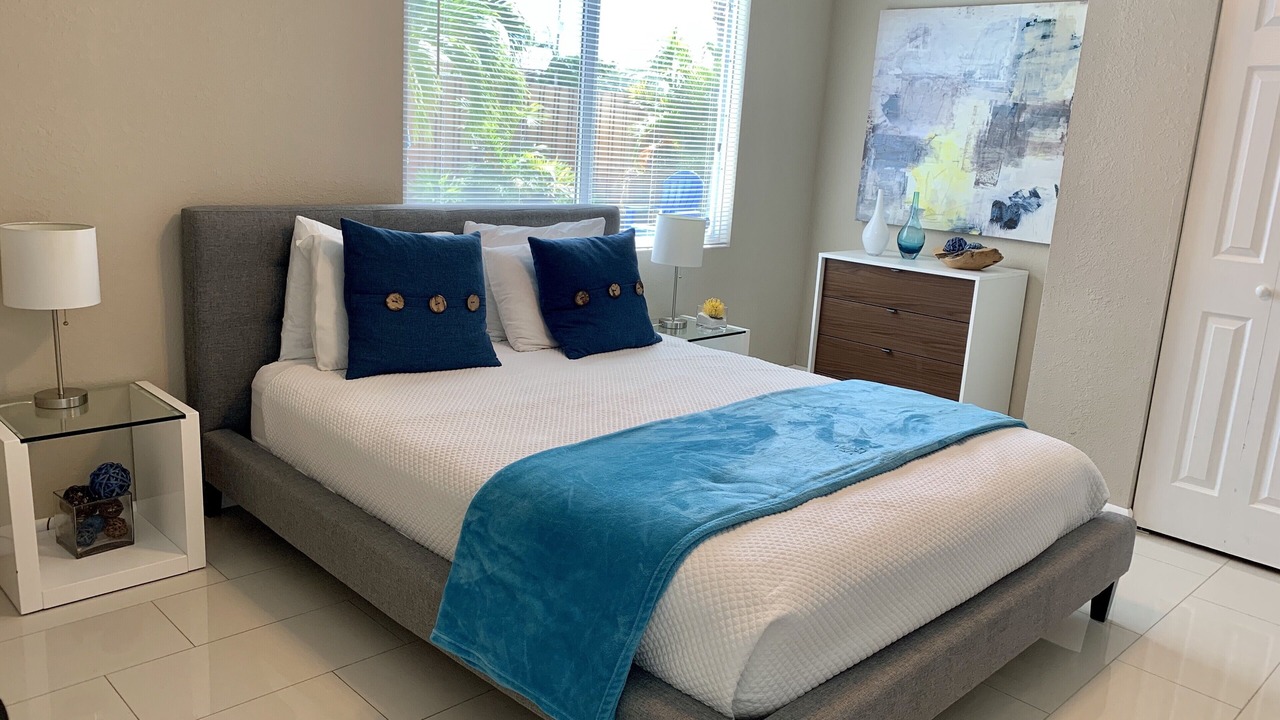 Photo of Bedroom in Coral Heights