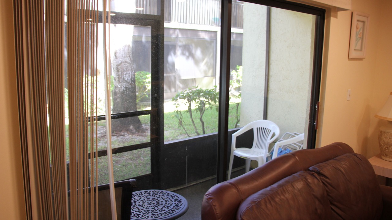 Photo of Livingroom in Deerfield Beach