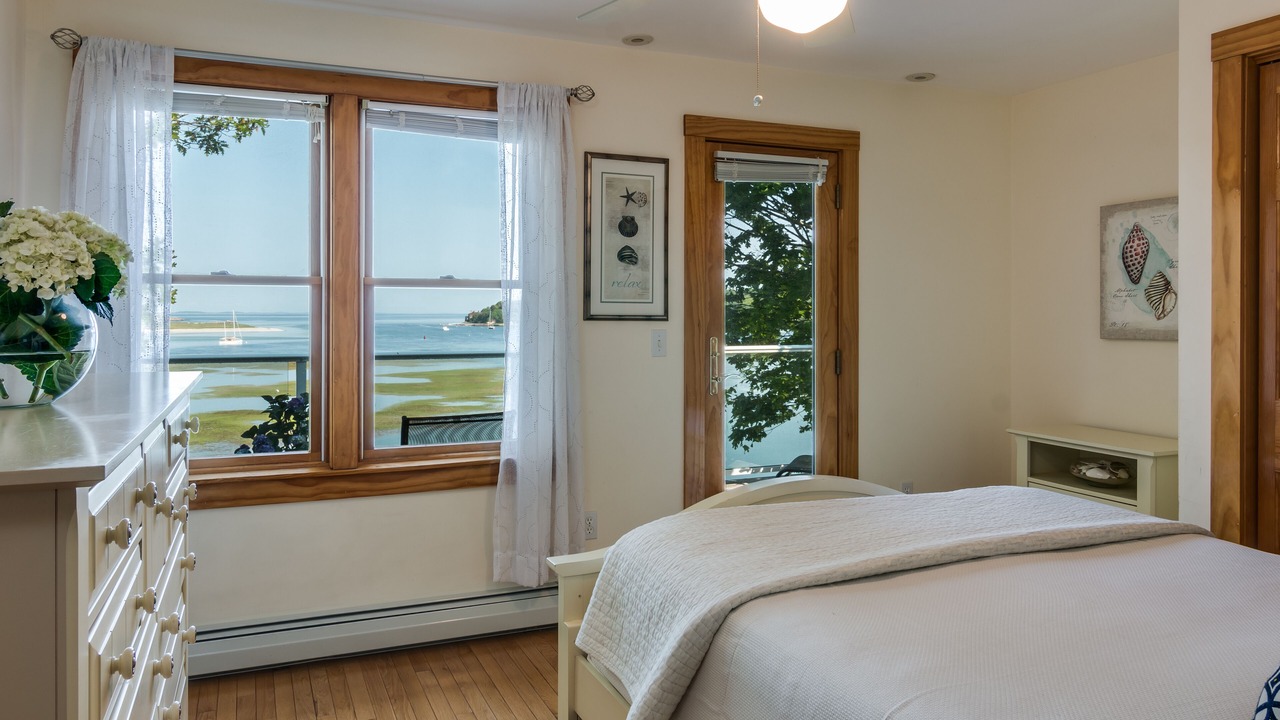 Photo of Bedroom in Gloucester