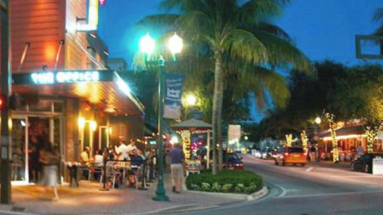Photo of Outdoor in Tropic Palms