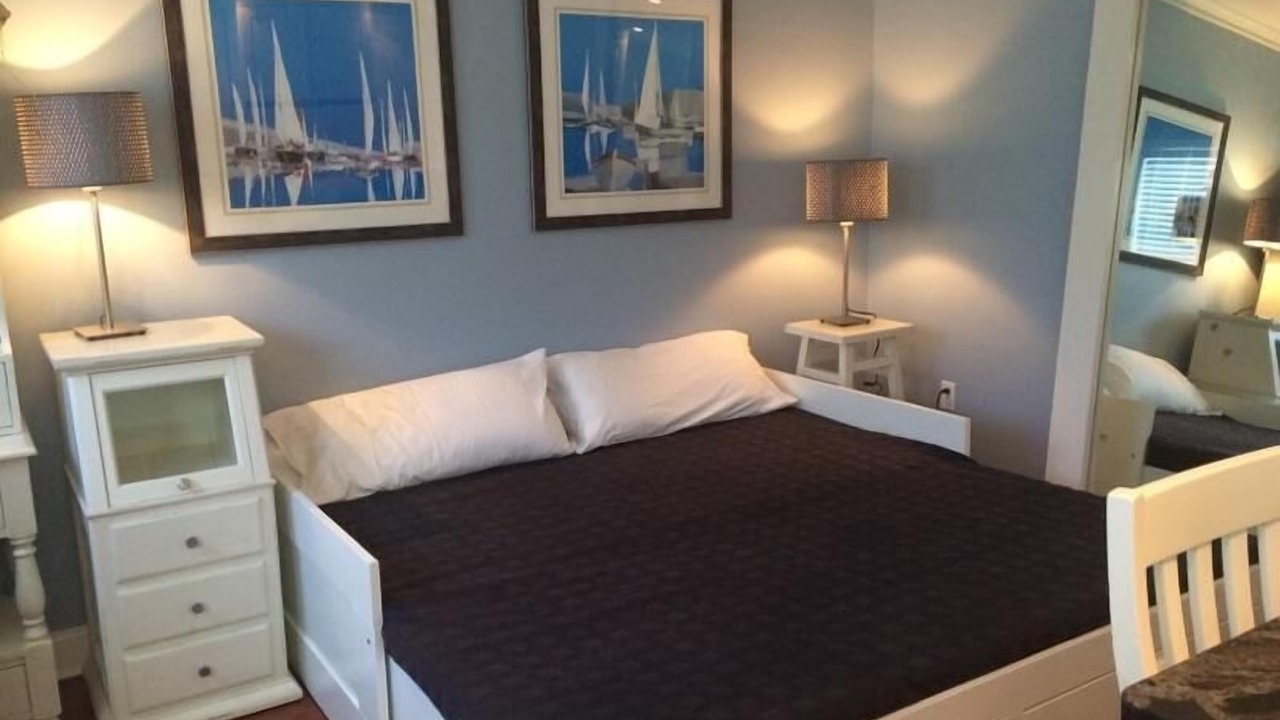 Photo of Bedroom in Hollywood