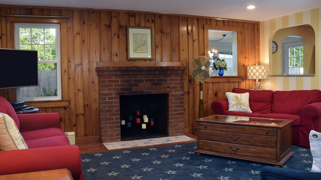 Photo of Bedroom in Falmouth Heights