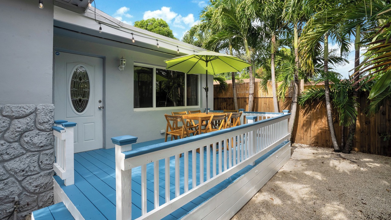 Photo of Outdoor in Hallandale Beach
