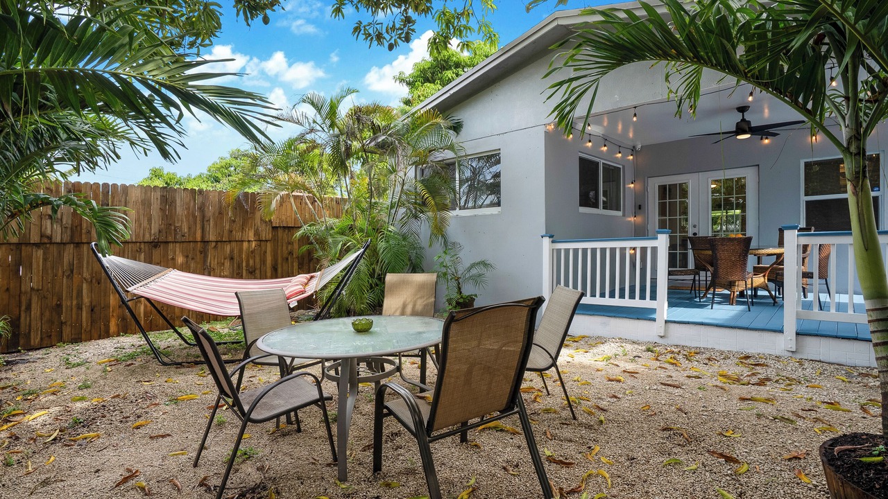 Photo of Outdoor in Hallandale Beach