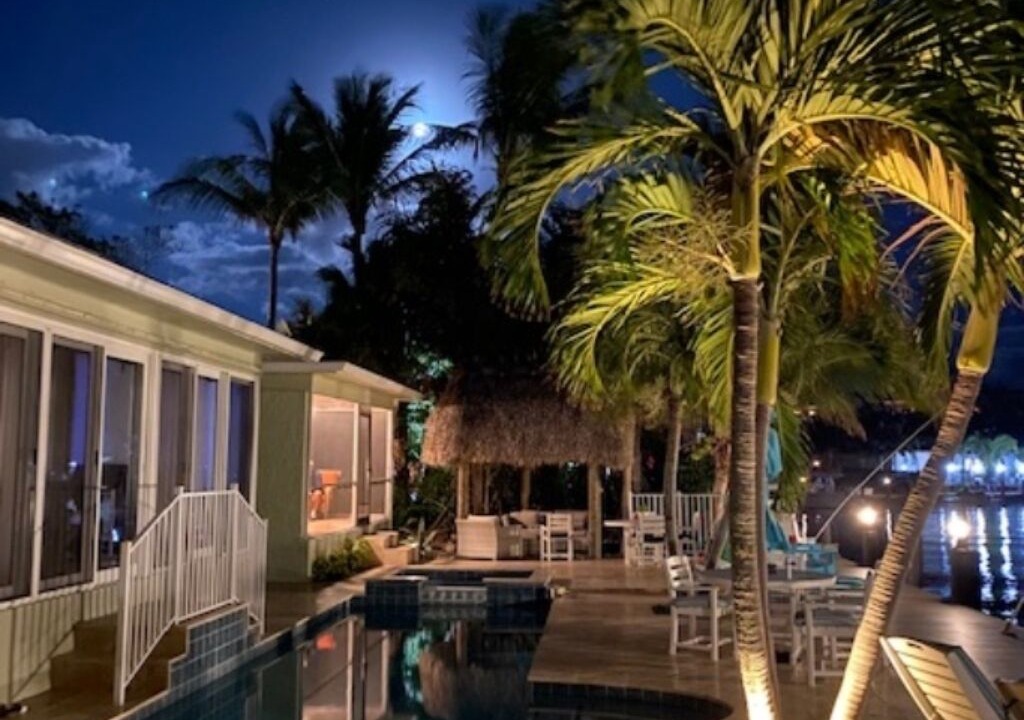 Photo of Outdoor in Highland Beach