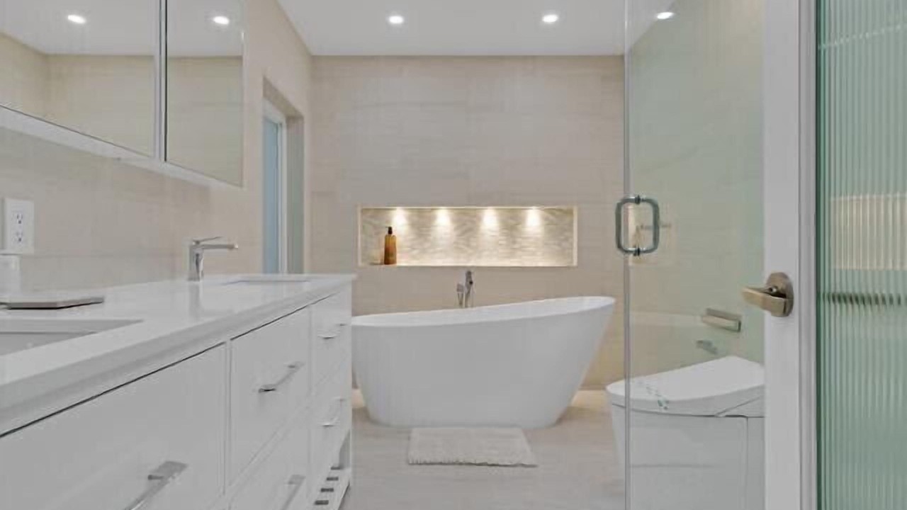 Photo of Bathroom in Miami Shores