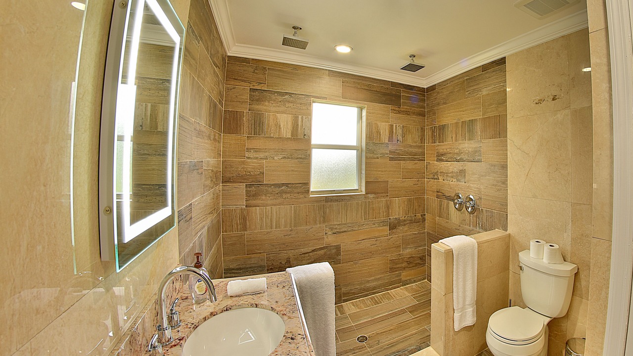Photo of Bathroom in Highland Garden