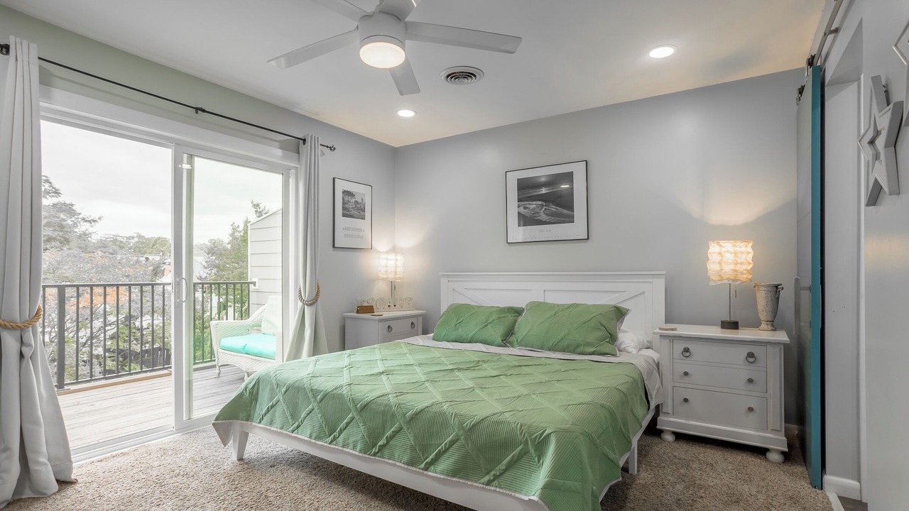 Photo of Patio Balcony in Country Club Estates