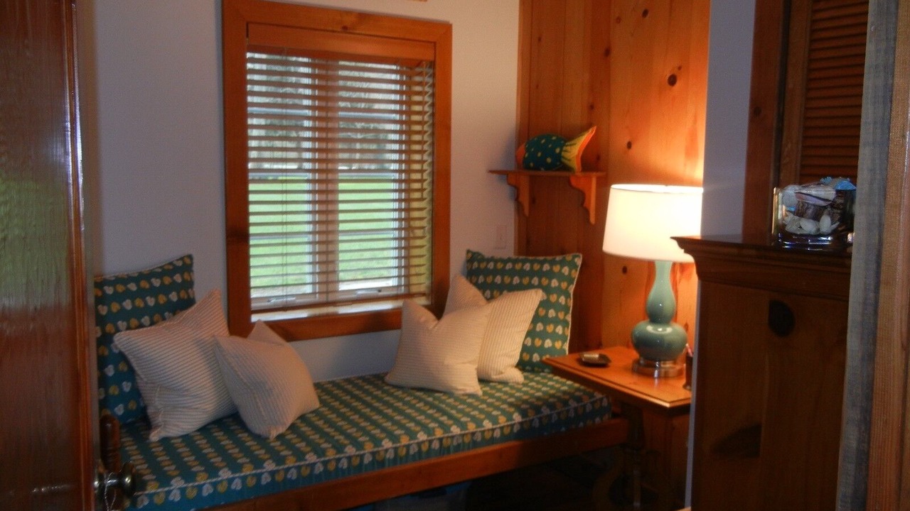 Photo of Bedroom in Surry