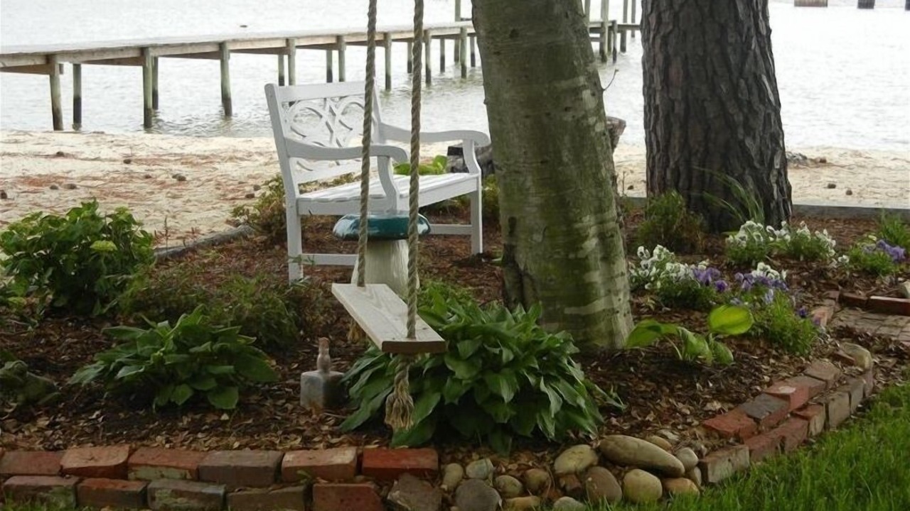 Photo of Outdoor in Surry