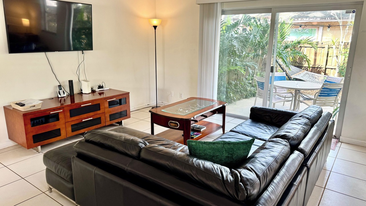 Photo of Bedroom in River Oaks