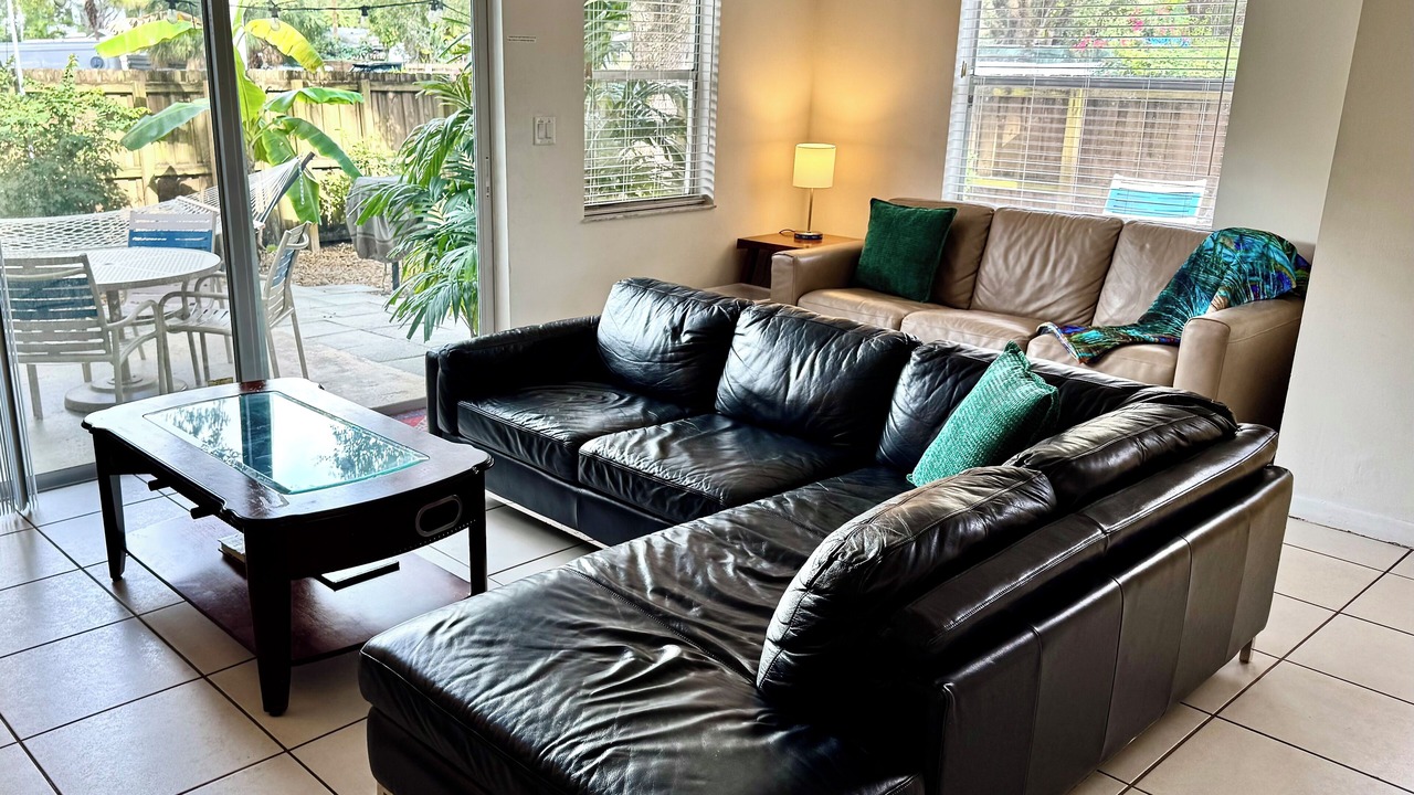 Photo of Bedroom in River Oaks