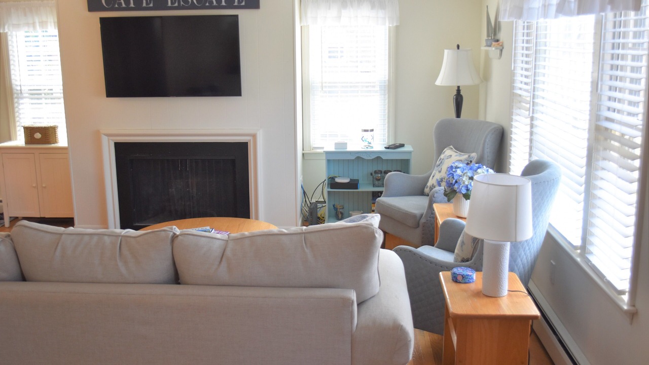 Photo of Livingroom in East Falmouth