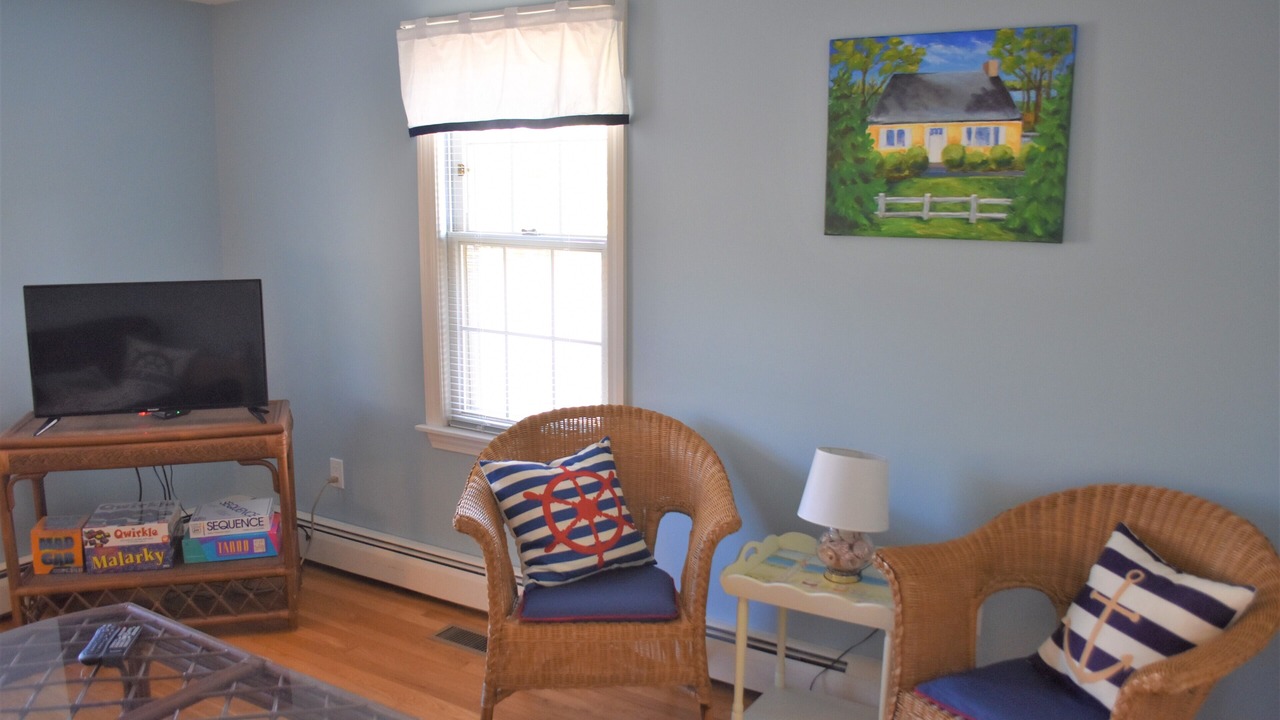 Photo of Livingroom in East Falmouth