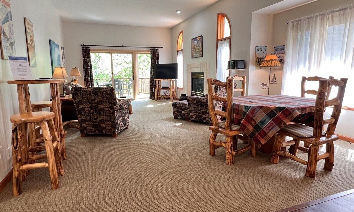 Photo of Livingroom in Whitefish