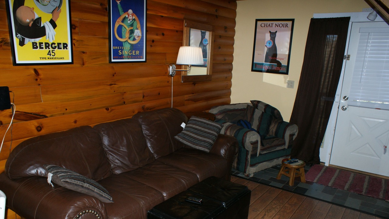 Photo of Livingroom in Snowshoe