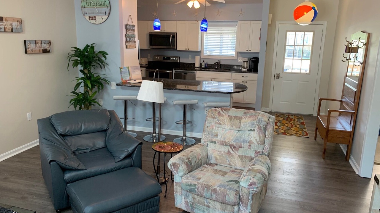 Photo of Livingroom in Caine Woods