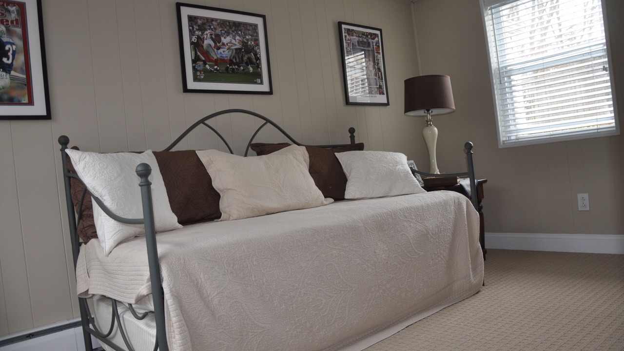 Photo of Bedroom in Spring Lake