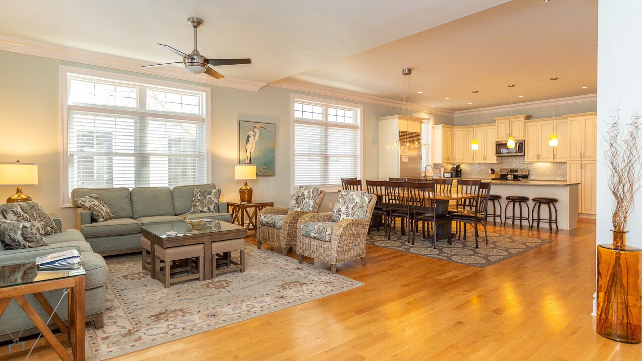 Photo of Bedroom in Country Club Estates