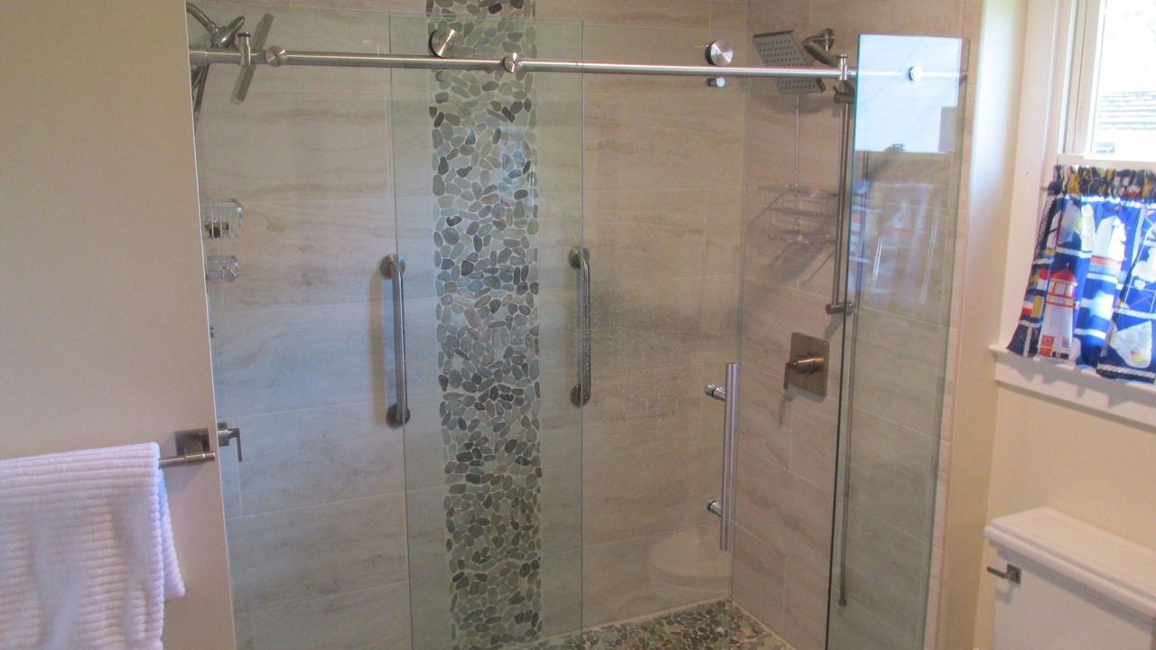 Photo of Bathroom in Rock Hall