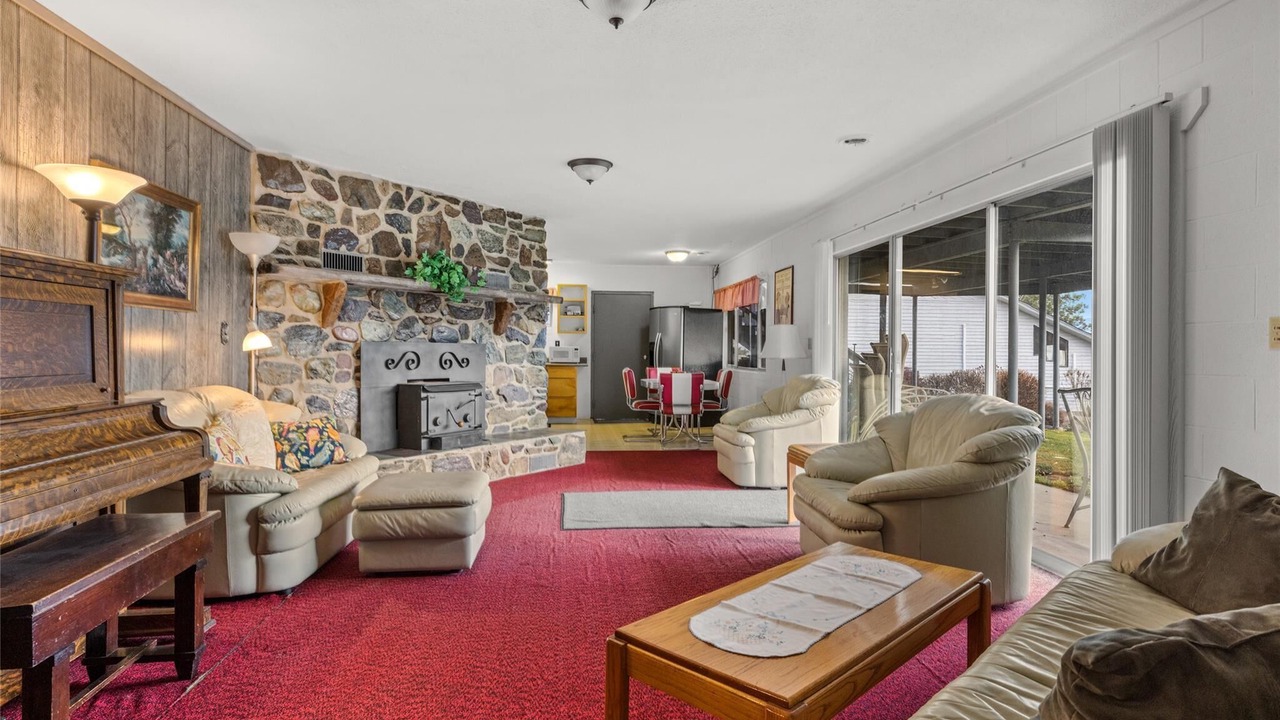 Photo of Livingroom in Lakeside