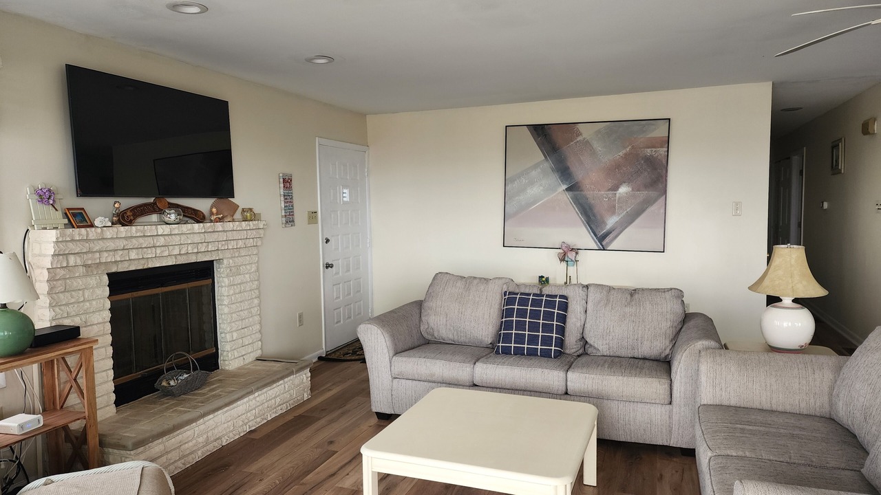 Photo of Livingroom in South End
