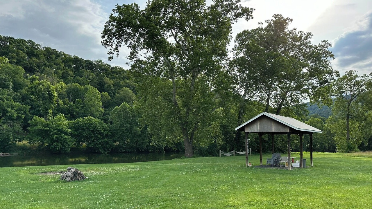 Photo of Others in Fishers Hill