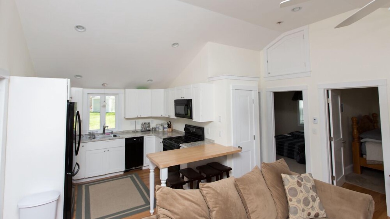 Photo of Livingroom in East Falmouth