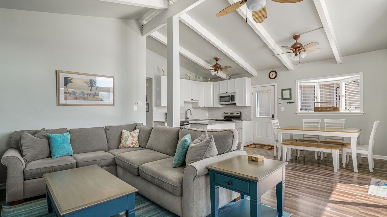 Photo of Livingroom in North Ocean City