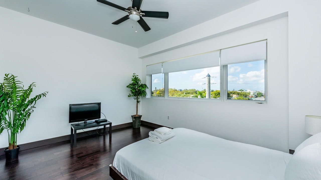 Photo of Bedroom in Northeast Miami