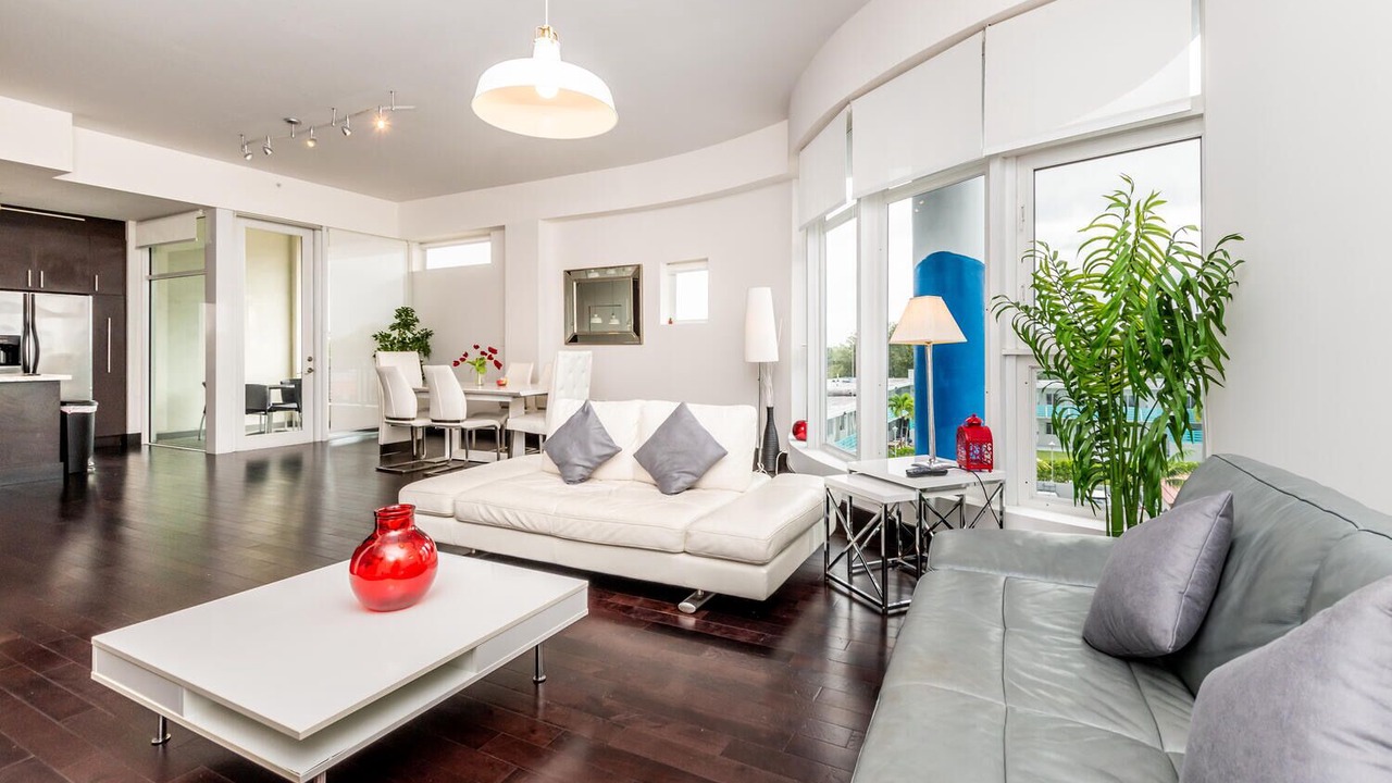 Photo of Livingroom in Northeast Miami
