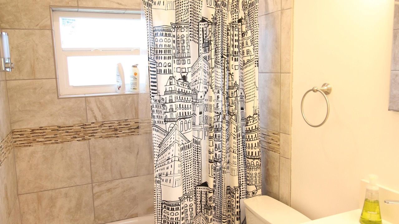 Photo of Bathroom in Little Ranches