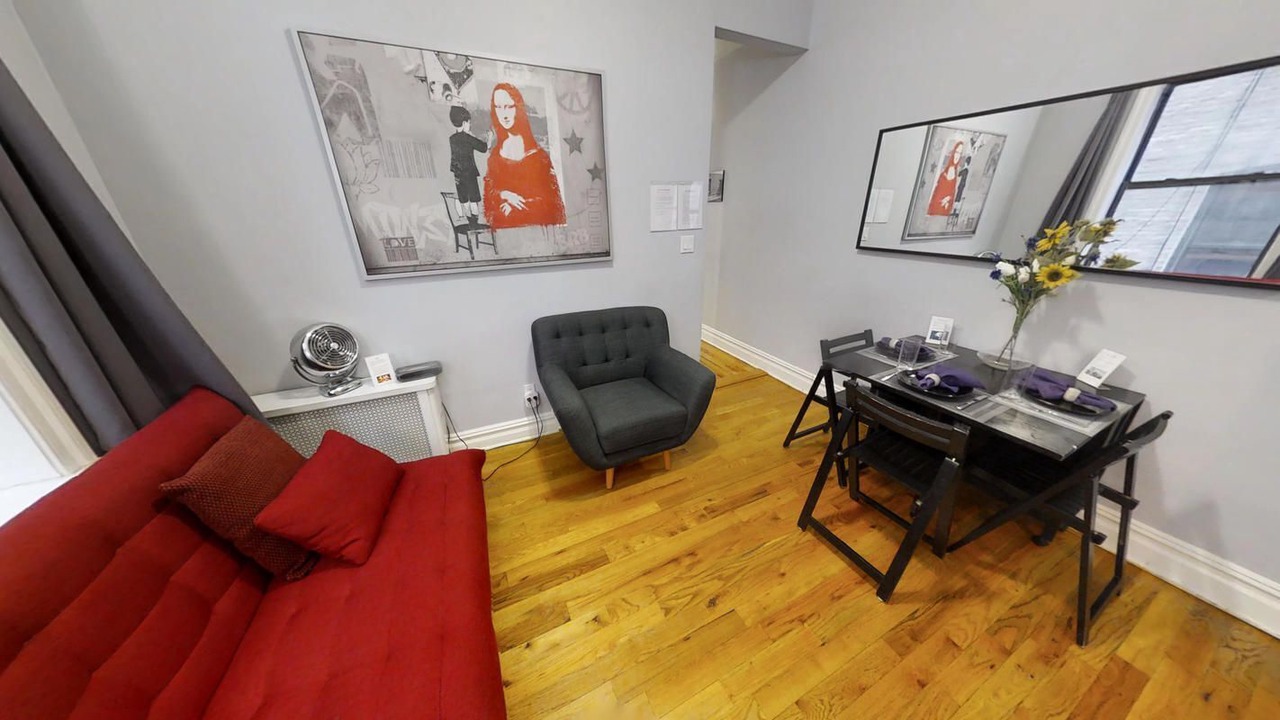 Photo of Livingroom in Manhattan Valley