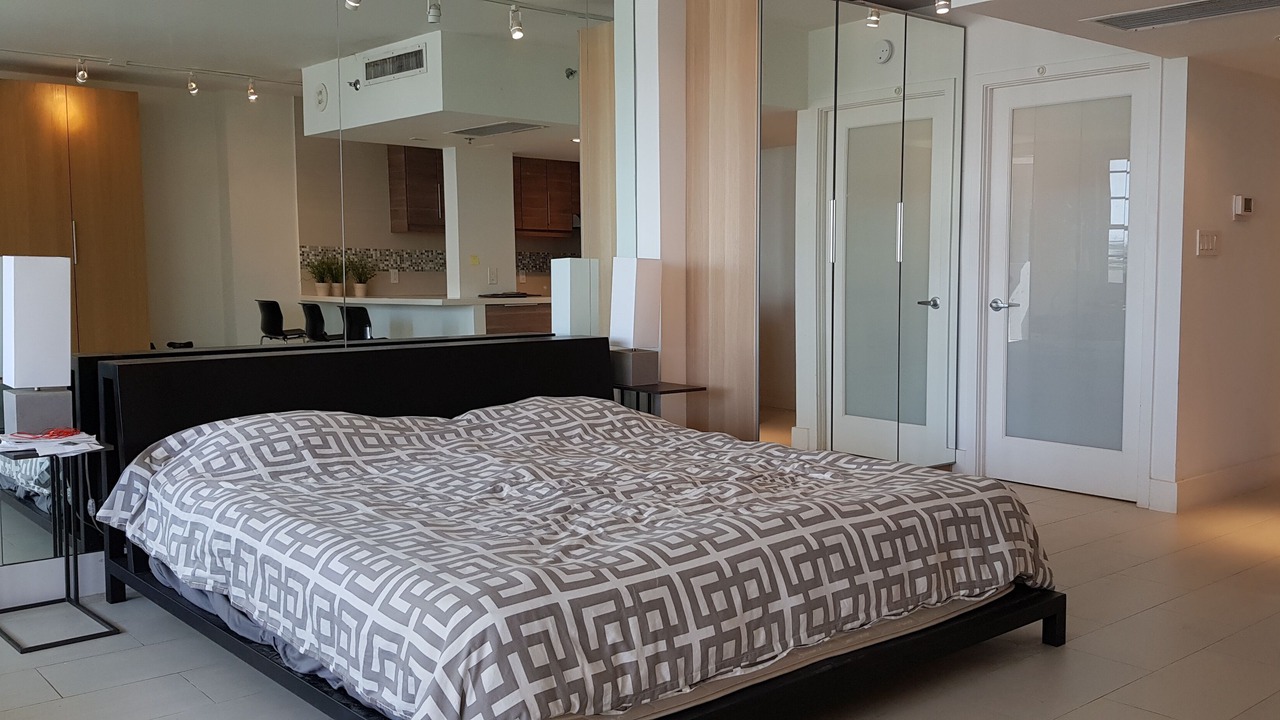 Photo of Bedroom in South Beach