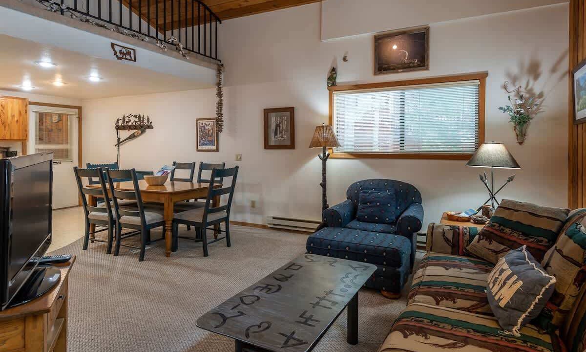 Photo of Livingroom in Whitefish