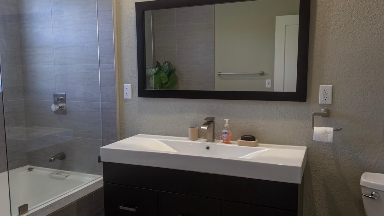 Photo of Bathroom in Progresso Village