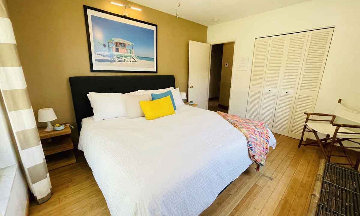 Photo of Bedroom in Coral Ridge Isles