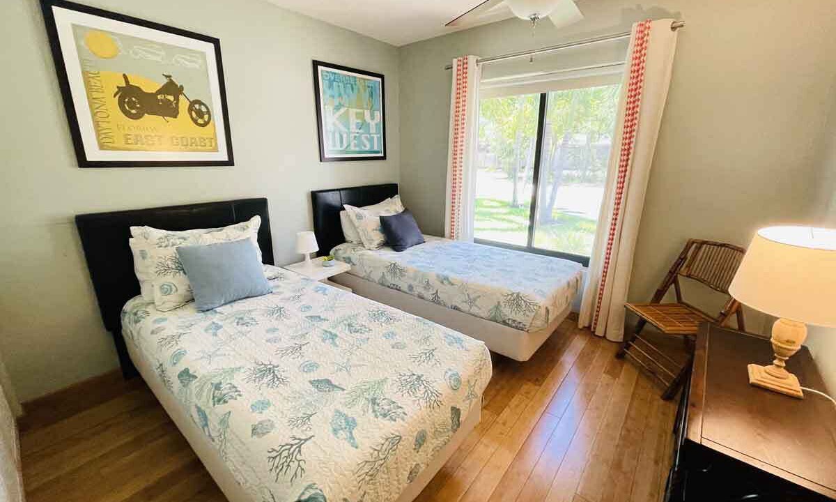 Photo of Bedroom in Coral Ridge Isles