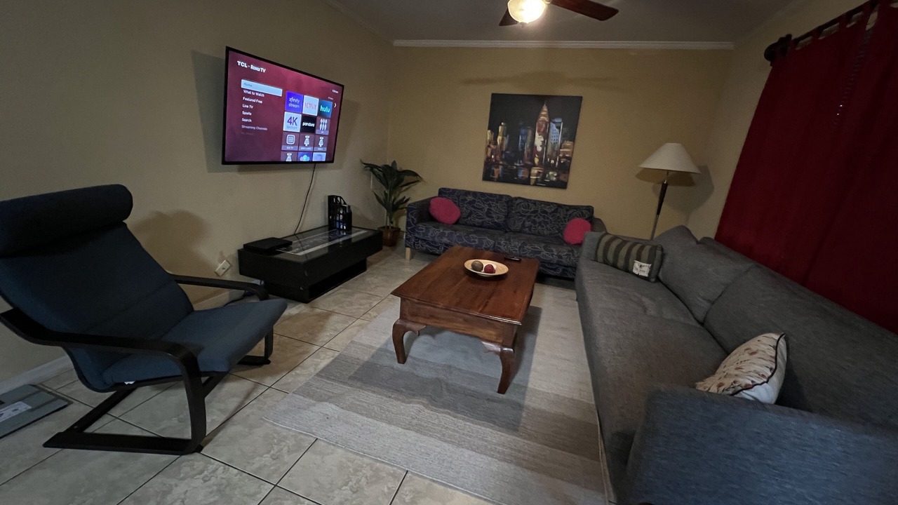 Photo of Livingroom in Highland Garden