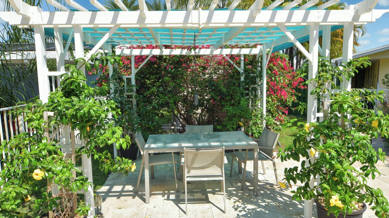 Photo of Outdoor in Wilton Manors