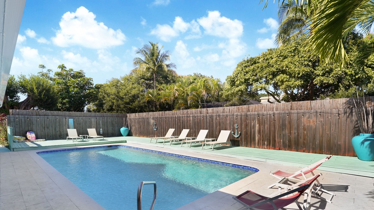Photo of Outdoor in Hallandale Beach