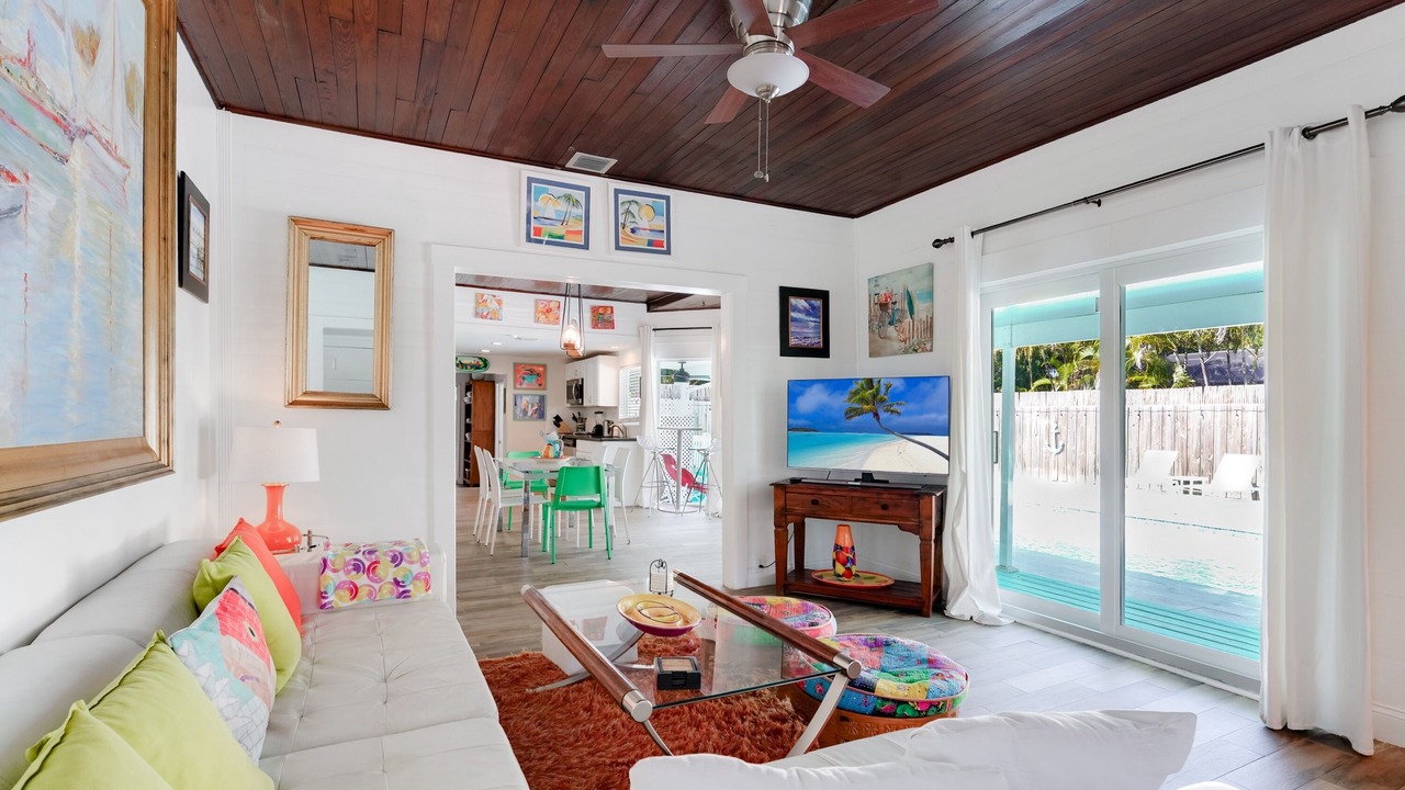 Photo of Livingroom in Hallandale Beach