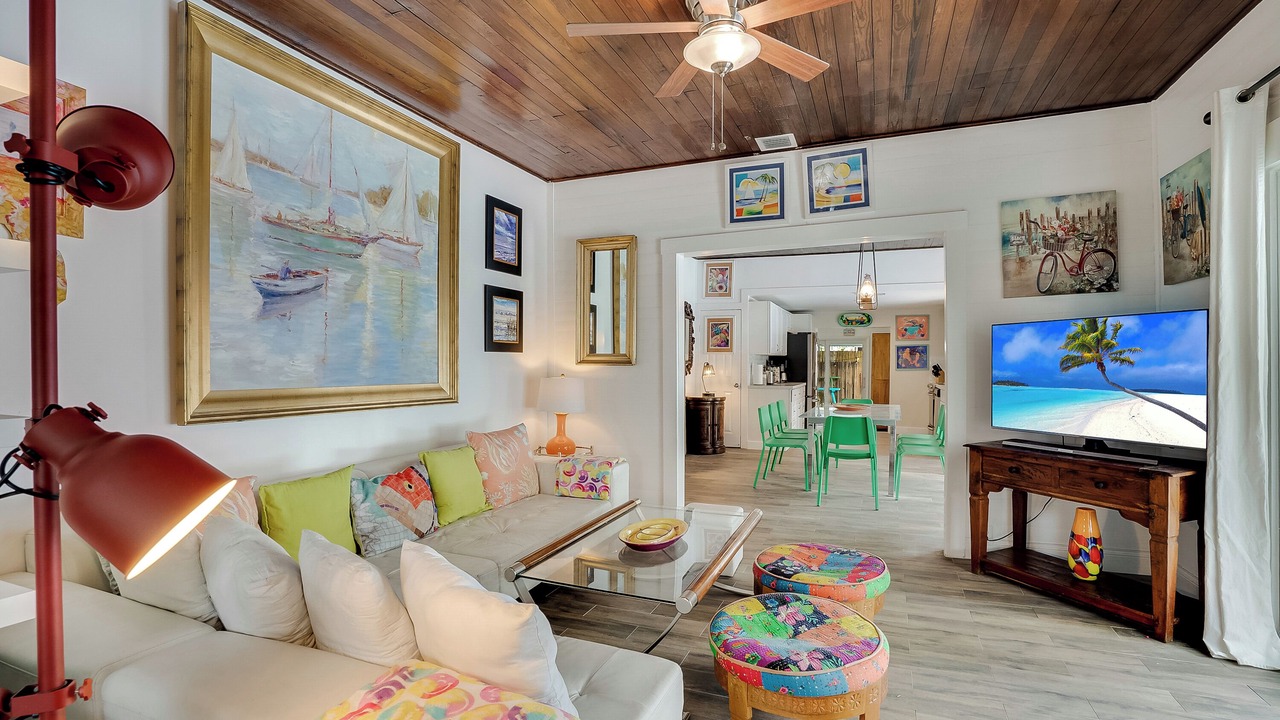 Photo of Livingroom in Hallandale Beach