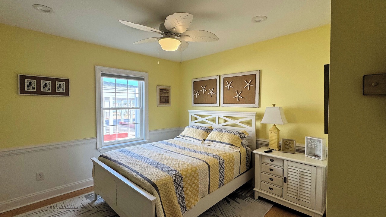 Photo of Bedroom in Chincoteague